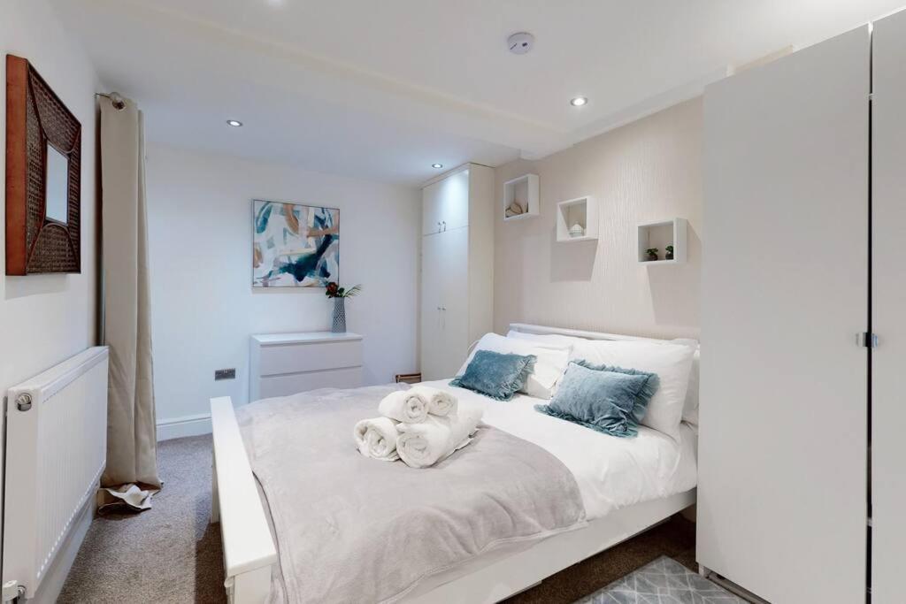 Lovely 2 Bedroom Apartment Near Highgate Station Λονδίνο Εξωτερικό φωτογραφία