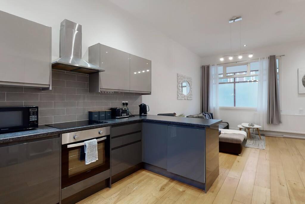 Lovely 2 Bedroom Apartment Near Highgate Station Λονδίνο Εξωτερικό φωτογραφία